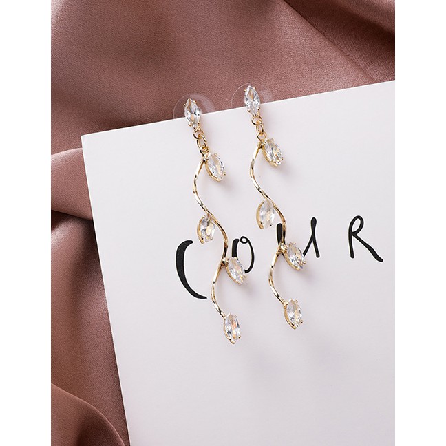 LRC Anting Tusuk Fashion 925 Silver Needle Wavy Rhinestone Leaf Twig Styling Earrings D24688