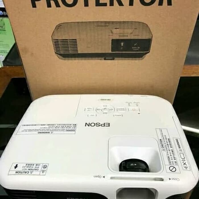 Proyektor Epson EB-X100