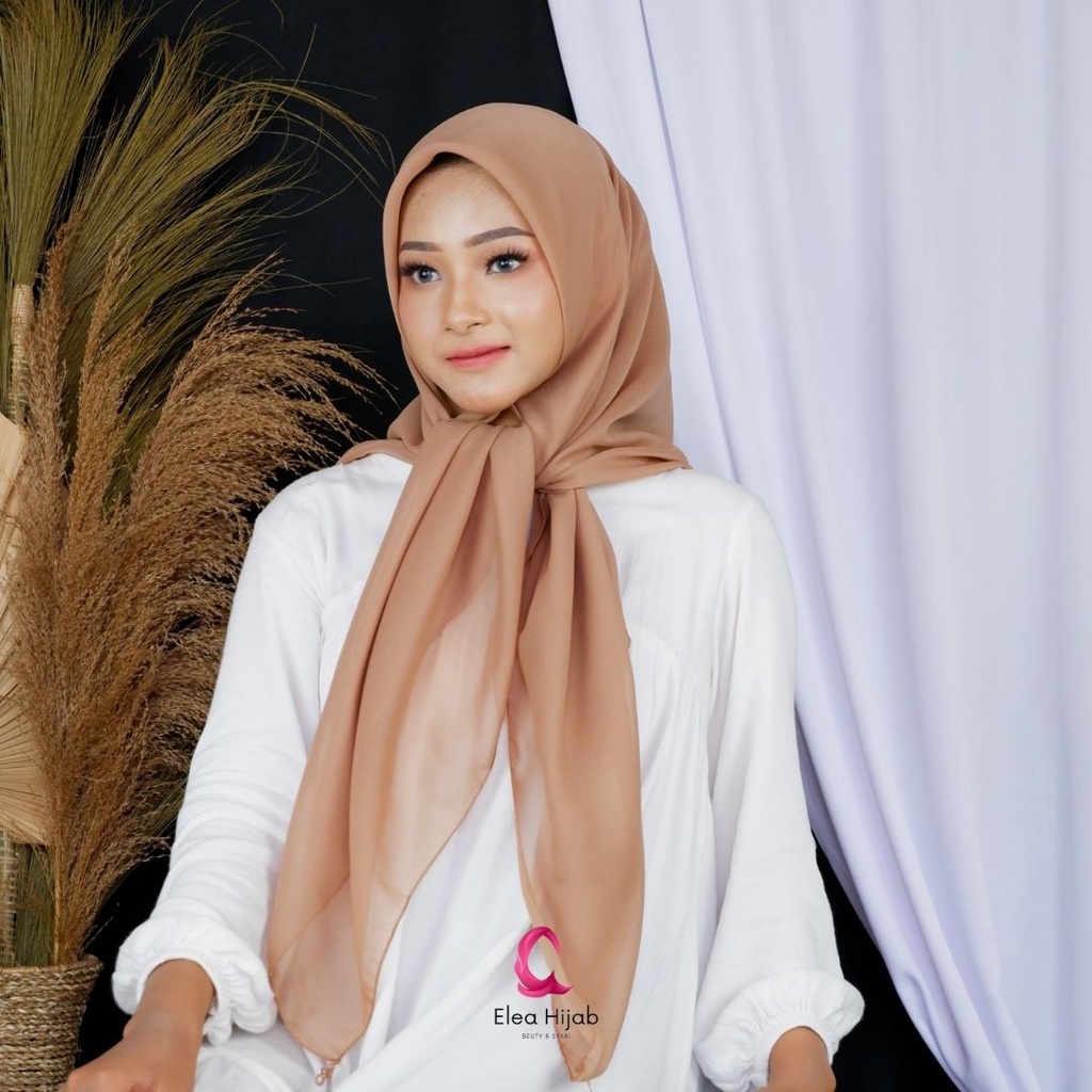 Segi empat Bella Square Polycotton Laudya Polos