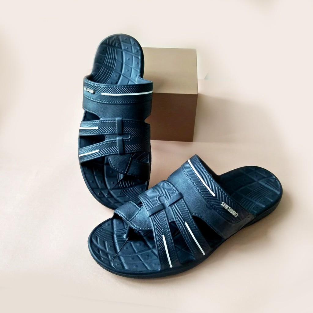 SHEVANO SANDAL PRIA BESAR 1365 B