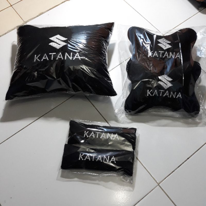 aksesoris interior mobil Suzuki katana bantal mobil Suzuki