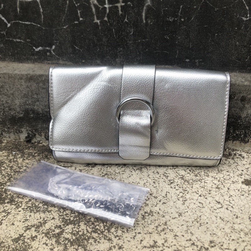 sling bag rantai guess