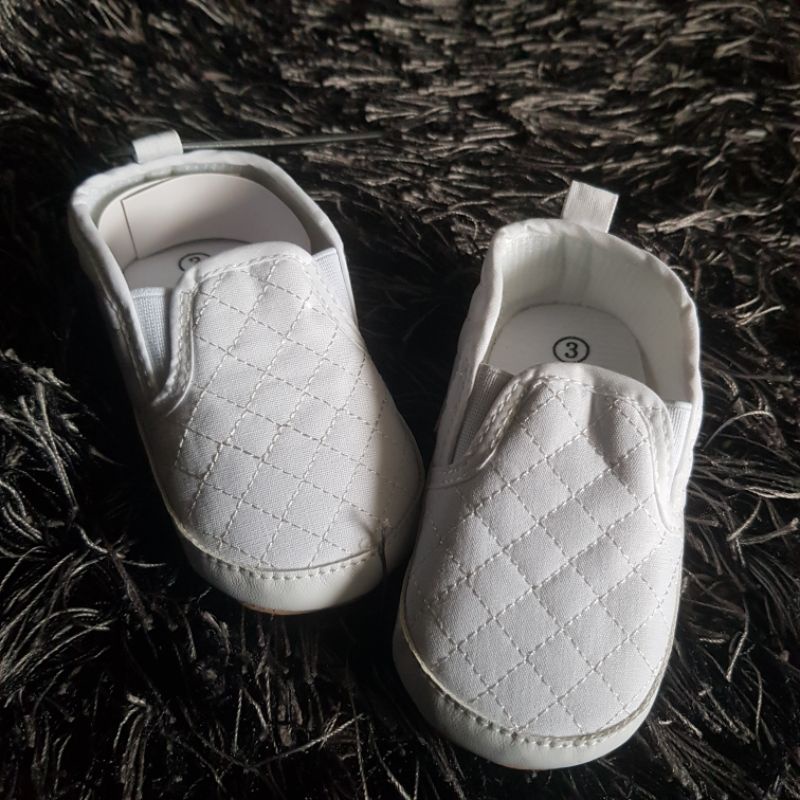 Sepatu PreWalker Baby Unisex Impor Simple Elegant