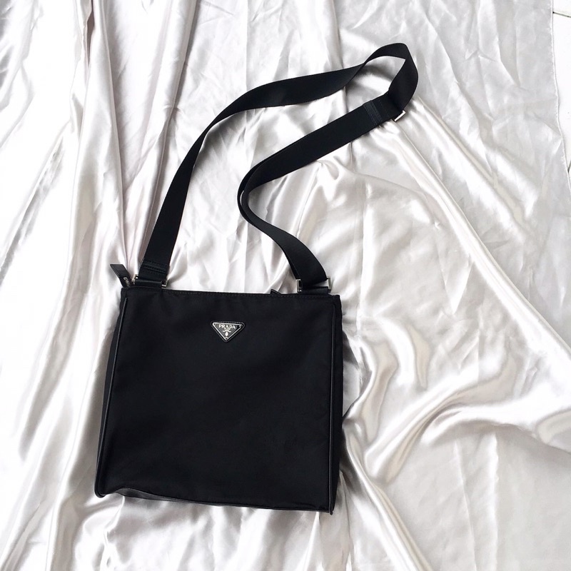 TAS PRADA CROSSBODY BAG NYLON BLACK