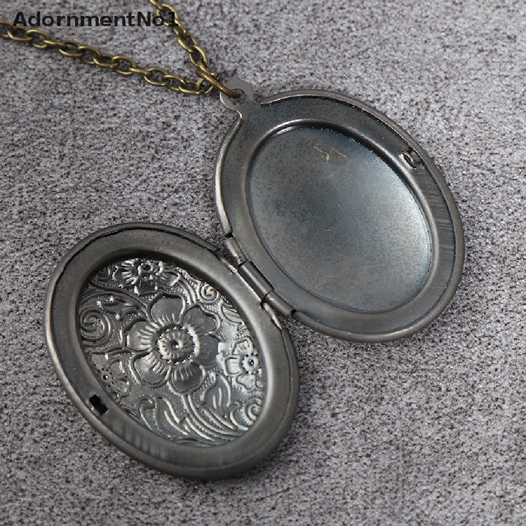 (AdornmentNo1) Kalung Rantai Dengan Liontin Locket Foto Motif Ukiran Bunga + Garis Vintage Bahan Kuningan