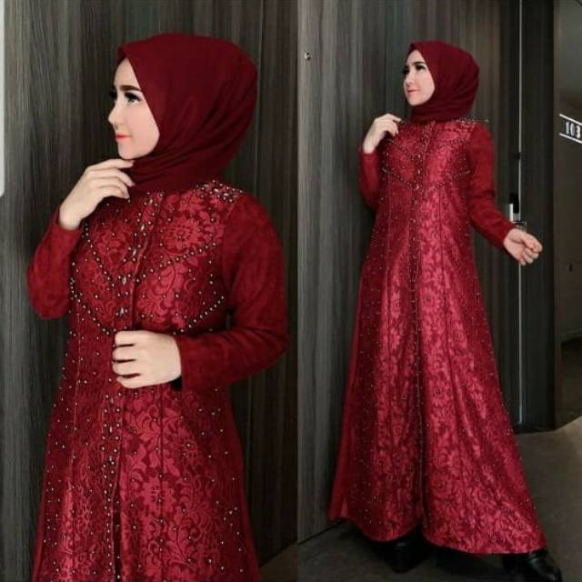 Gamis suede brokat super mewah by shella saukia GAMIS BRUKAT TESSAE LACE GAMIS BRUKAT TESSAE LACE