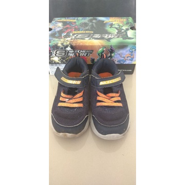 Sepatu Skechers Anak Laki Preloved
