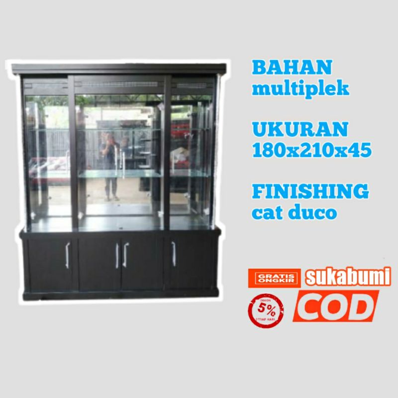 lemari kaca pajangan 4 pintu