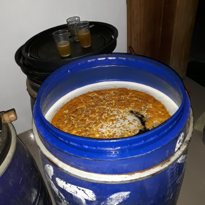 

madu- madu randu 100% asli 1 kg - bunga randu -madu.