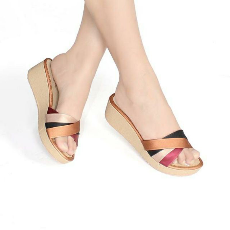 Sandal Wedges Sol Kokop Pelangi XYZ-01