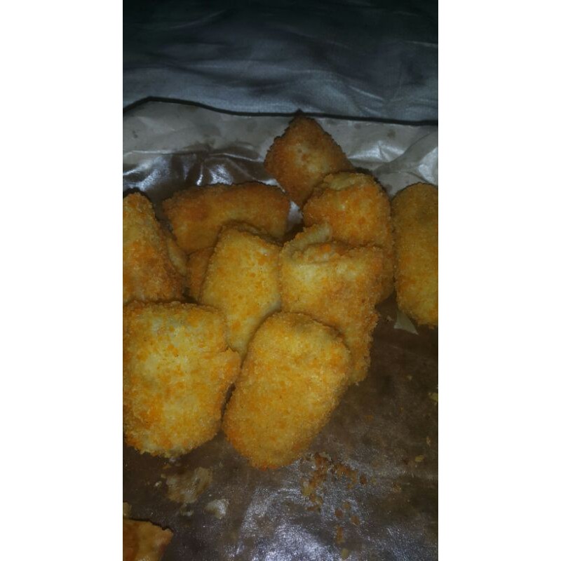 

Risol isi ayam kentang