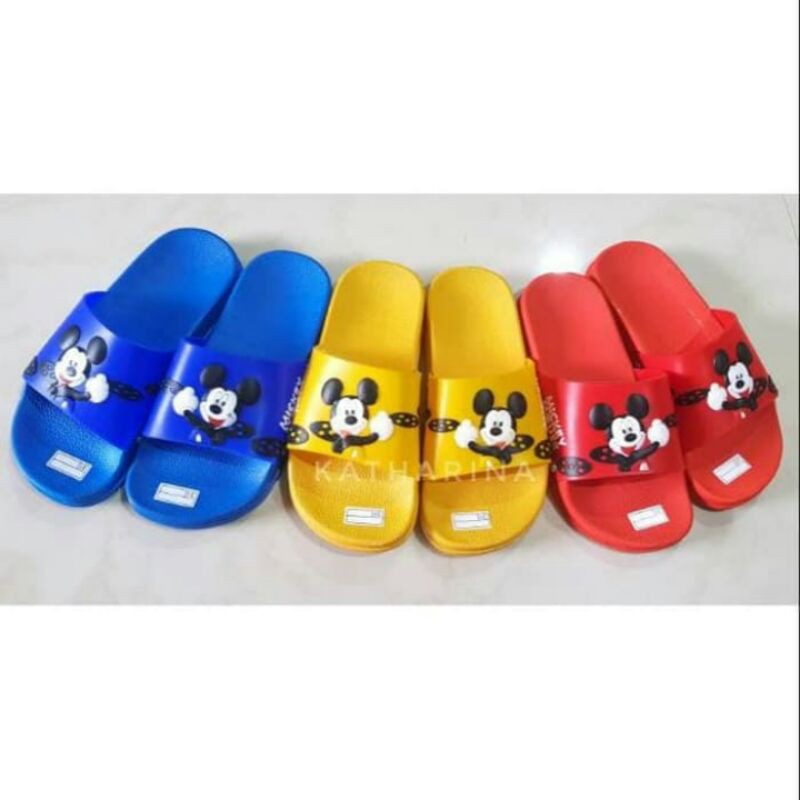 SENDAL MICKEY MOUSE SIZE 31-35