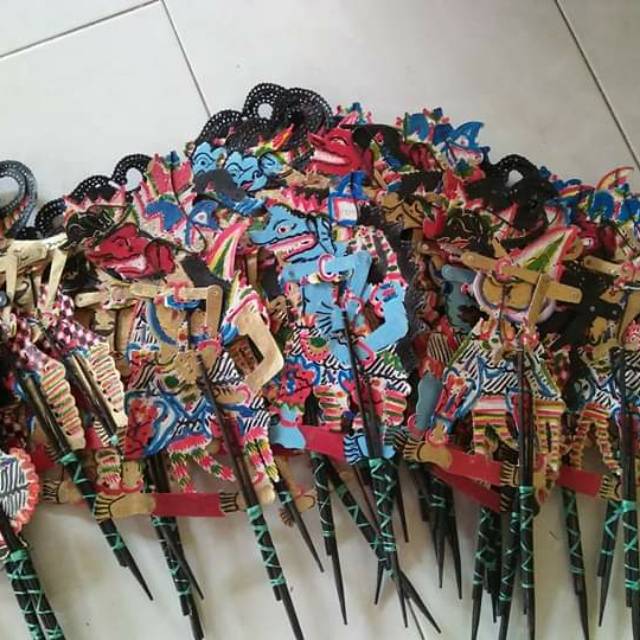  Wayang  kulit mini ukuran 30cm pandawa limo punokawan 