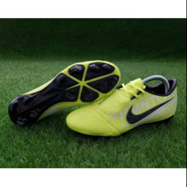 Sepatu Bola Nike Phantom VNM Elite FG - Volt White