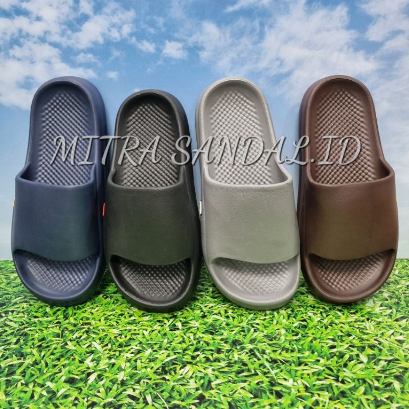 HEMA Sandal Slide Cowok SMILE/Sandal Slip Anti Air/Sendal Selop Anti Licin Karet Tebal Promo Mitra