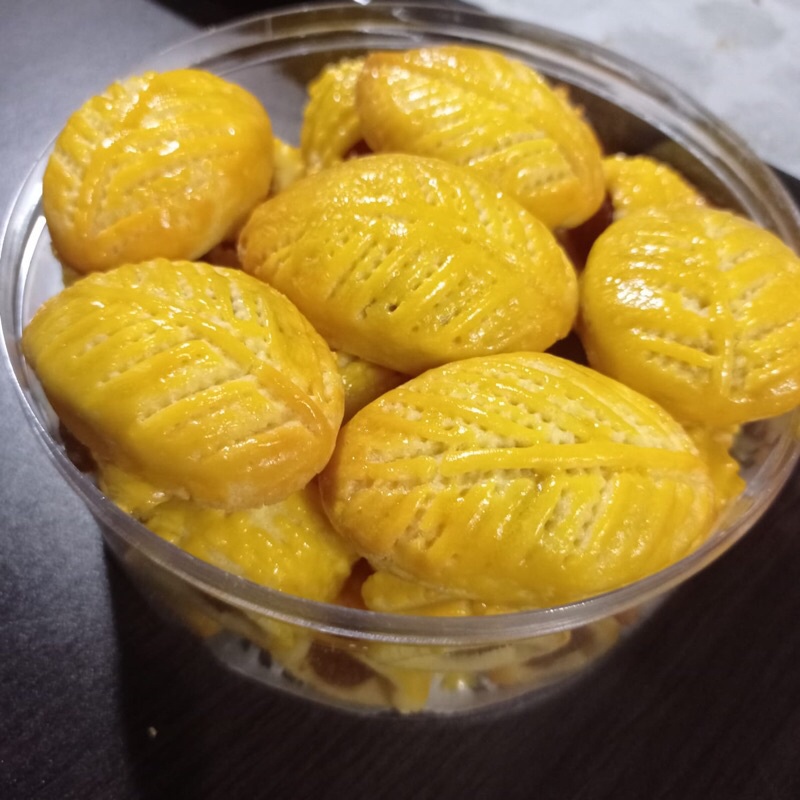 

nastar daun