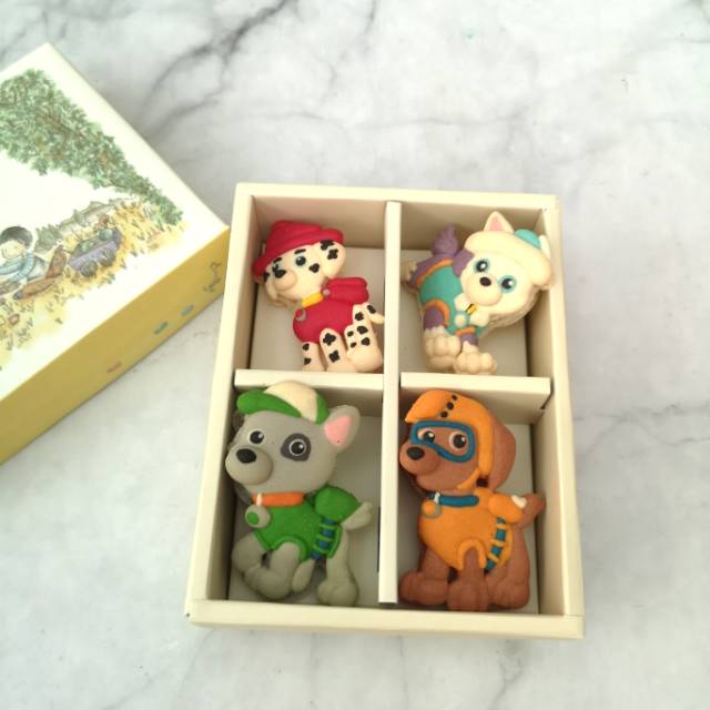 

Paw Patrol macaron
