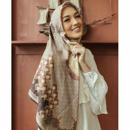 pinisi scarf by wearing klamby