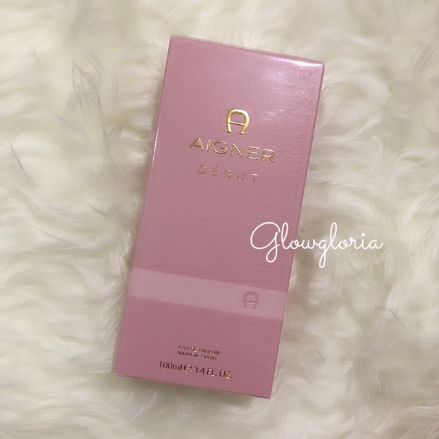 Aigner Debut