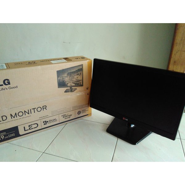 LG Monitor LED LCD bekas 20 inch wide (komplit)