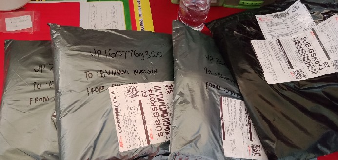 Batik Couple Keluarga Sania Ruffle Ori Ndoro Jowi Dnt Mataram|#batikcuple#cuplemurah#coupleindinesia