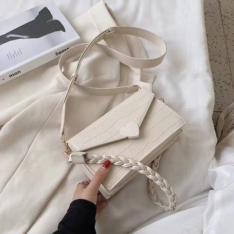 BJ62105 - BEIGE/BLACK/KHAKI/YELLOW - TAS SLEMPANG LOVE IMPORT TAS WANITA FASHION IMPORT MODIS ELEGAN TERMURAH TERLARIS TERBARU BAGSTORE JAKARTA TAS BATAM ZCJ2105