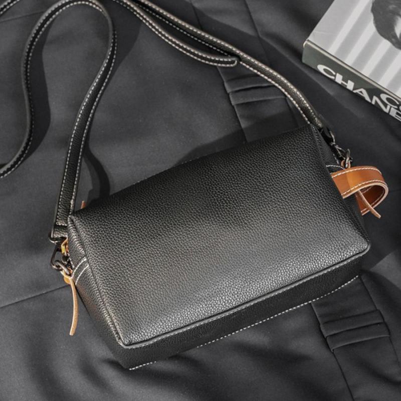 Coach Pouch Manhattan In Signature Canvas Clutch Coach Original 100% Original-Garansi Tas Tangan Clu