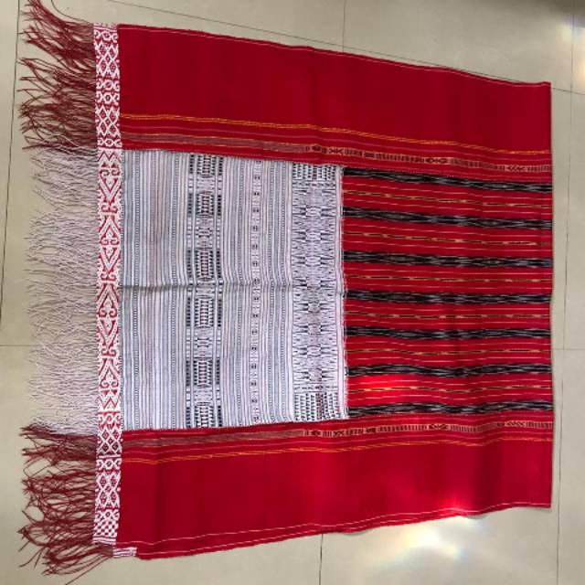 Ulos ragi hidup silindung