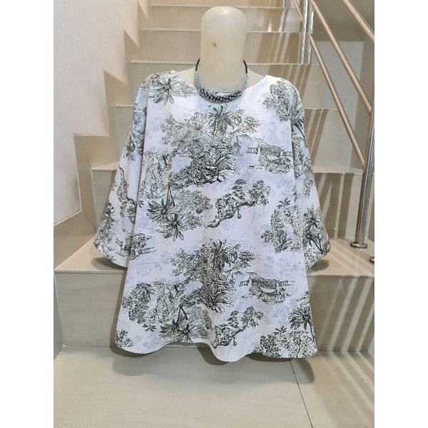 Blouse Scuba Premium Import Jumbo 2XL-3XL-Motif K - Hitam