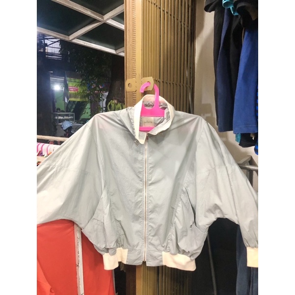 JAKET PARASUT WANITA / JAKET MATAHARI / JAKET BRANDED / JAKET MOTOR WANITA / JAKET HARIAN WANITA / O