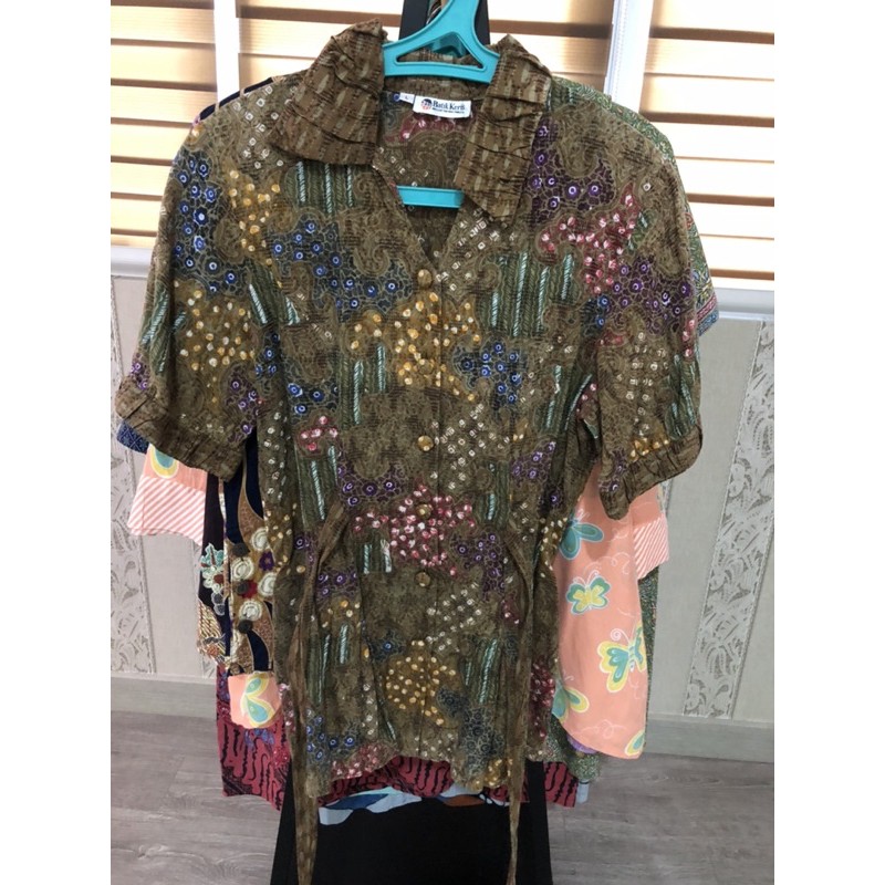 Preloved Second Baju Atasan Kerah Wanita Batik Keris L Cotton Wax