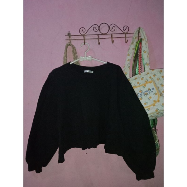 CN Crop Lengan Balon