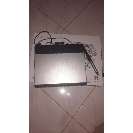 [SECOND] WACOM INTUOS CTH-480 (PEN & TOUCH SMALL)