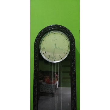 Jam Almari Junghans