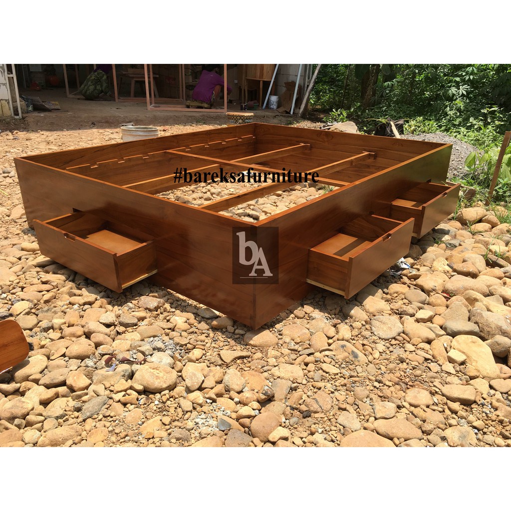 TEMPAT TIDUR / DIPAN MINIMALIS JATI, TEMPAT TIDUR MURAH, TEMPAT TIDUR LACI, TEMPAT TIDUR PROMO A2