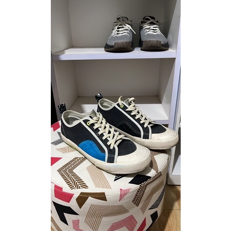 sepatu pijak bumi x kevinworks