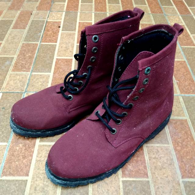 Preloved sepatu boots nokha
