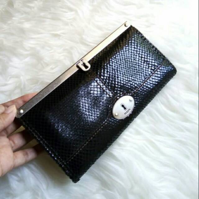 Fossil long wallet maddox snakeskin preloved(2nd).