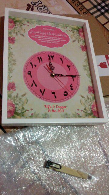 Kado Pernikahan Jam Dinding Shabby Chic Uk 30x40