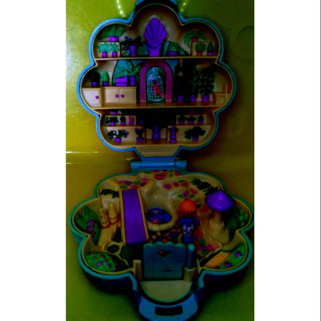 polly pocket garden
