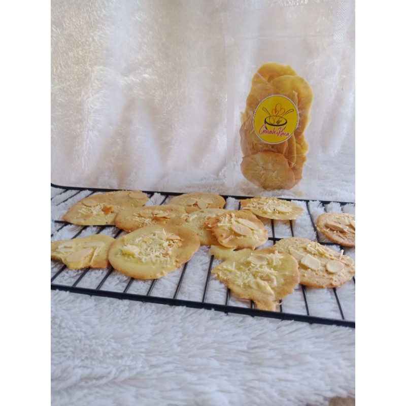 

Almondcrispycheese
