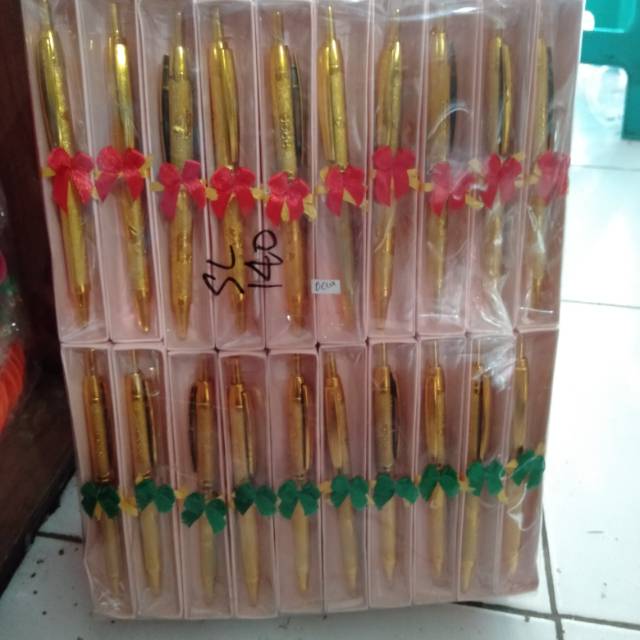 

Souvenir pulpen box