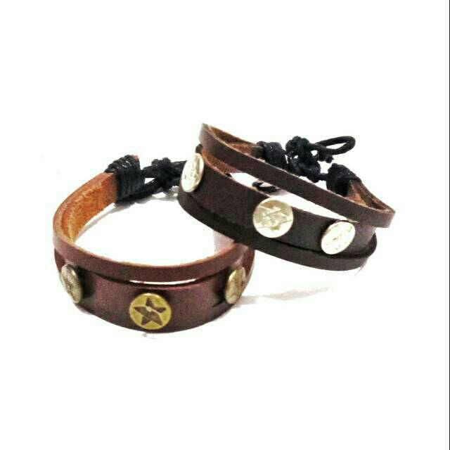 Buy 1 Get 1 (Dapat Dua Buah Gelang) Gelang Kulit Tiga Baris dengan Hiasan Bintang | Paket Sepasang