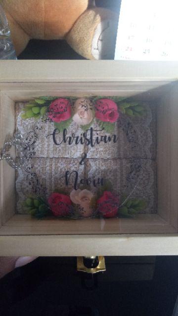 Kotak Cincin Kawin Kayu Akrilik (bantalan Burlap) / Wooden Acrylic Wedding Ring Box