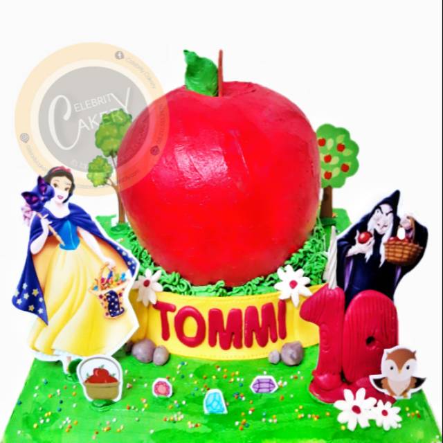 

Cake Ultah Buttercream Mix Fondant Snow White 3D Apple