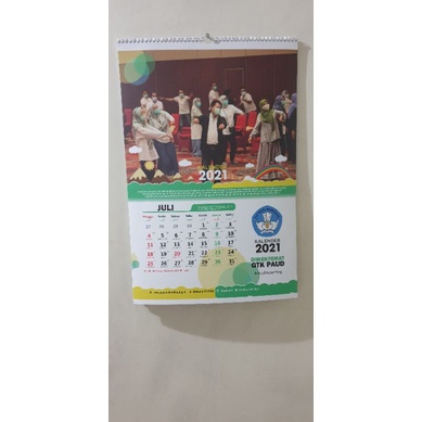 

Kalender Dinding, Kalender Tahun 2022