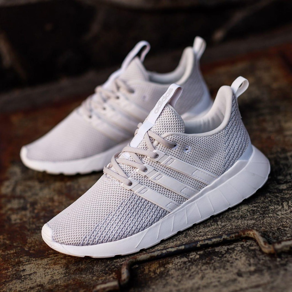 adidas questar flow triple white