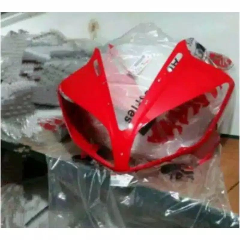 BATOK DEPAN COVER LAMPU  R15 V2 LAMA MERAH ORIGINAL