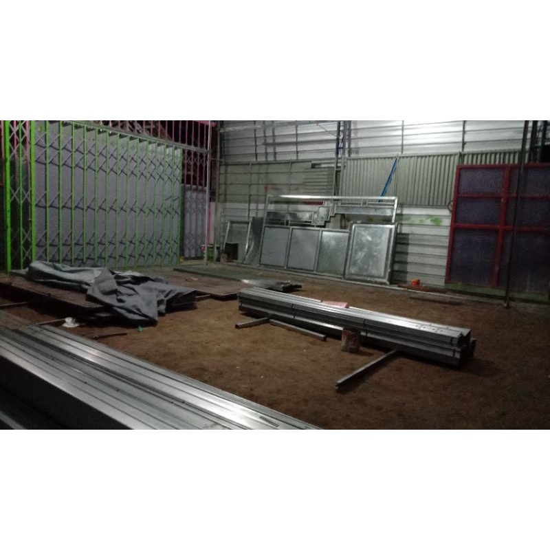 pintu besi harmonika