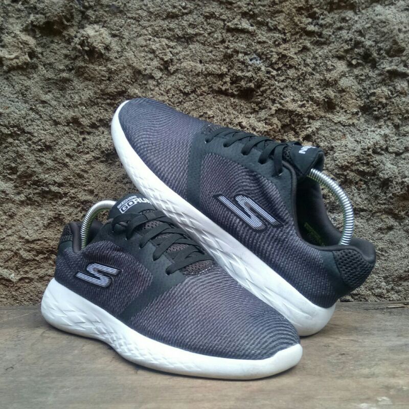 SKECHERS GO RUN 600 ORIGINAL